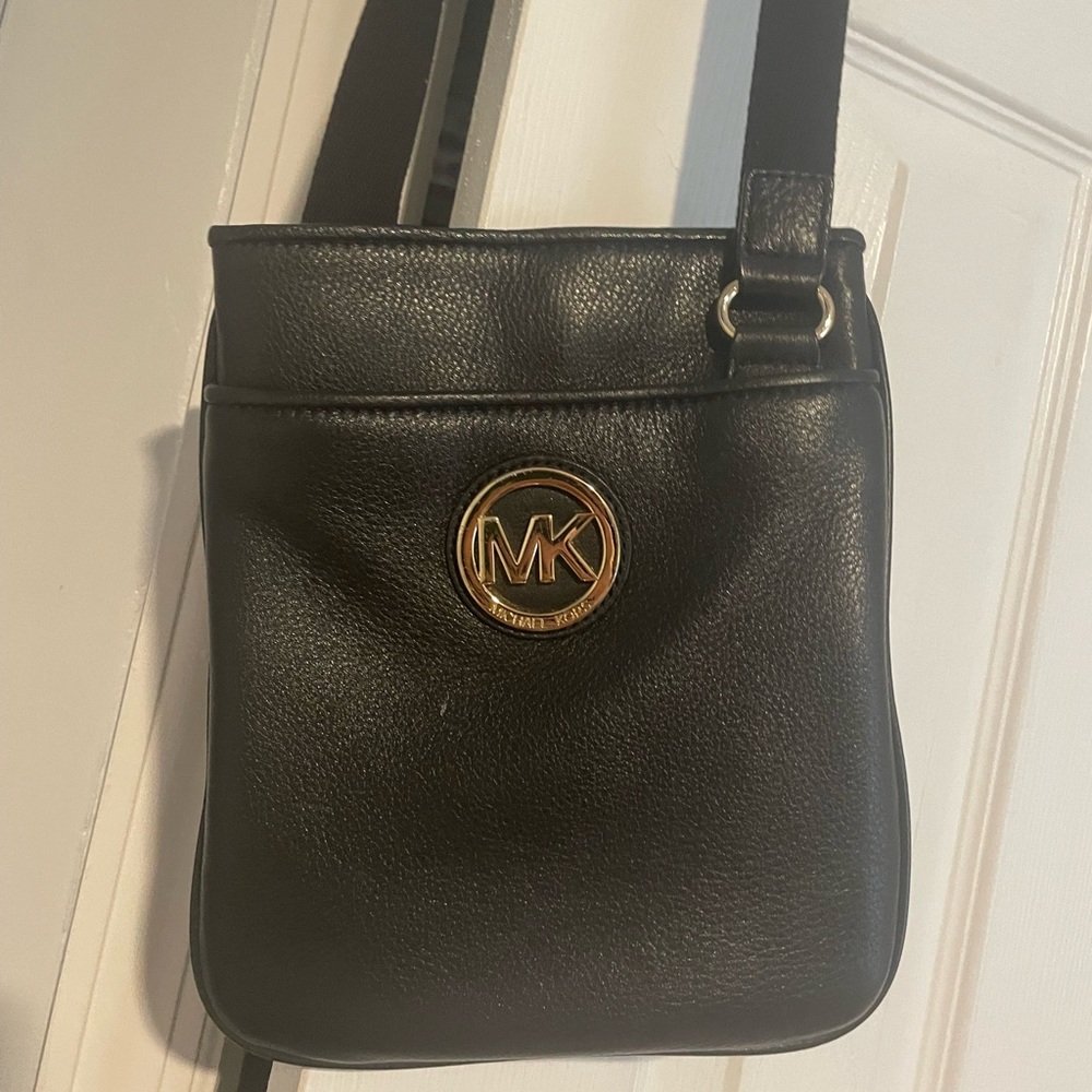 WOW Michael Kors crossbody bag